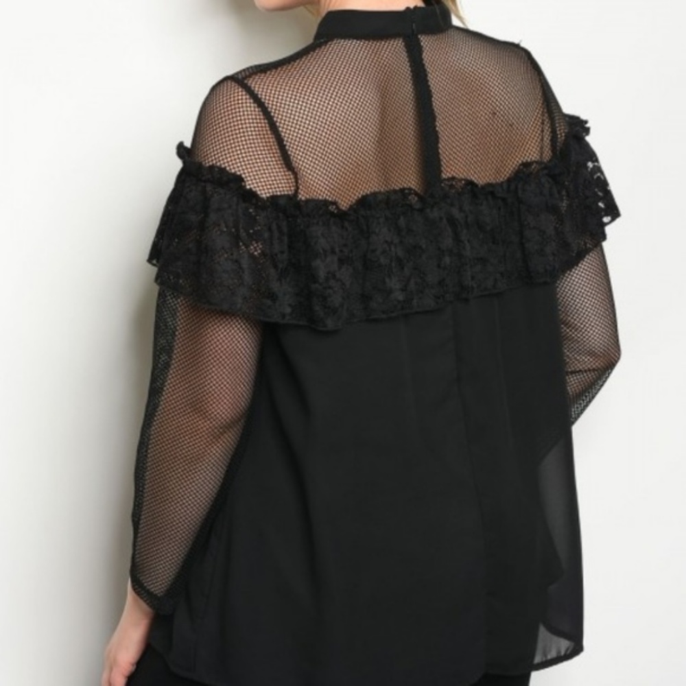 PLUS SIZE - BLACK BLOUSE with mesh/lace details - Picture 2 of 2